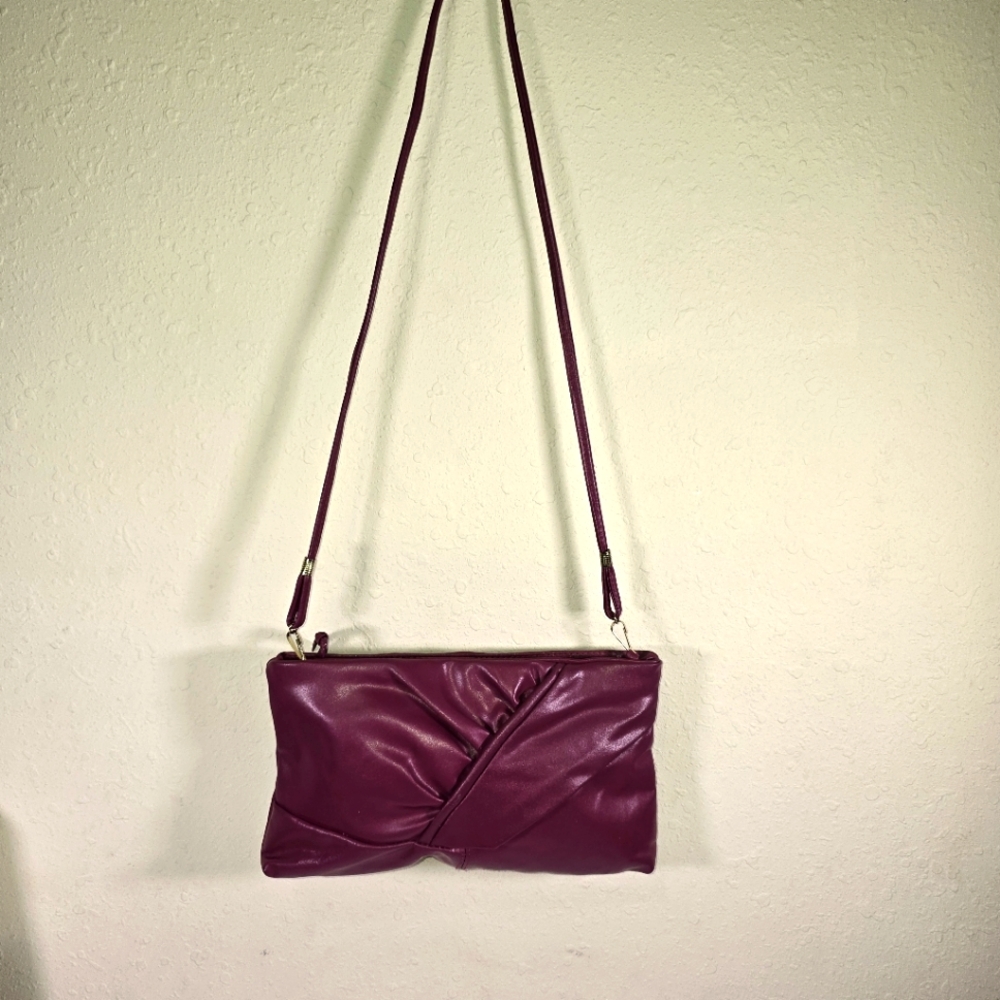 Vintage Maroon Stitch Accent Leather Shoulder Bag